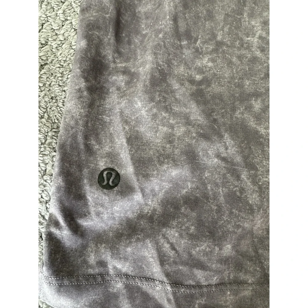 Lululemon T.H.E.‎ Shorts Linerless Stretch Men's Sz S Gray Gravel Dust Asphalt